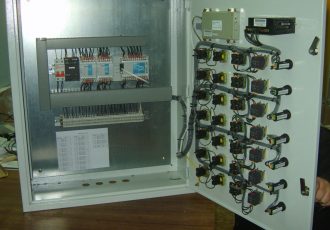 Шкаф автоматического поддержания заданной температуры в семи зонах прогрева ЖБИ изделий (ШУК-7ТВ)