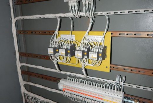 монтаж задней панели