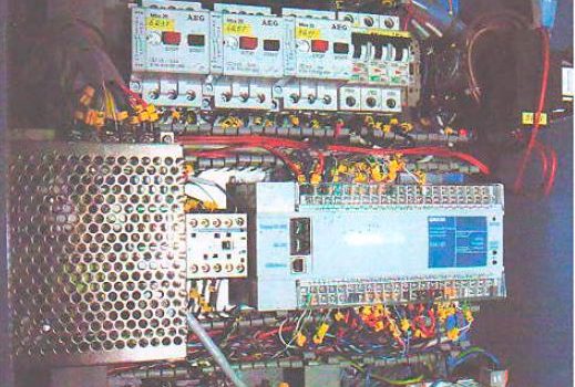 Пульт управления ленточнопильным станком
