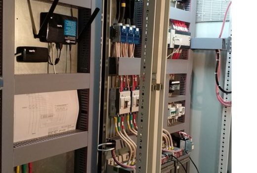 Шкаф управления внутри
