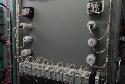 передняя панель