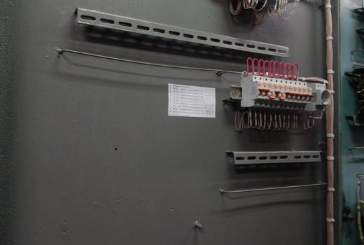 задняя панель