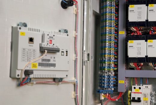 Щит управления, вид изнутри