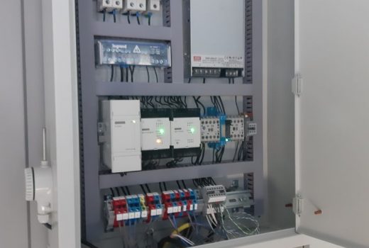 Шкаф контроля заряда АКБ и подогревателя ДГУ