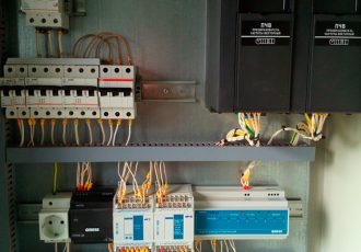 Система автоматизированного управления рекуперационными приточно-вытяжными установками бройлерных цехов