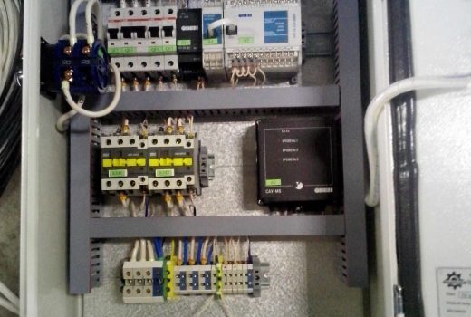 Пульт управления заквасочником с ушатами