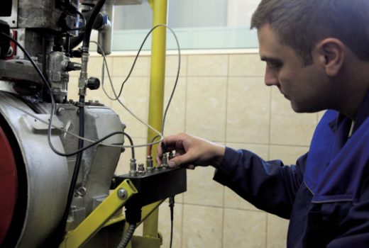 Квалификационный стенд ГСМ. Заказ Министерства обороны