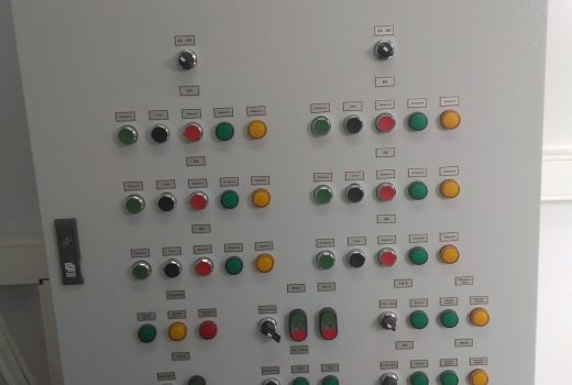 Внешний вид щита управления