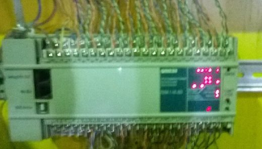 Один из 8-ми контроллеров ОВЕН ПЛК110