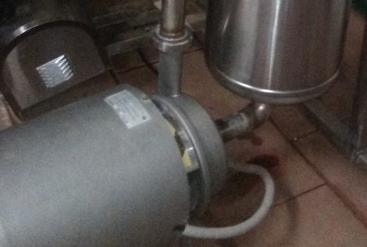 Насос подачи