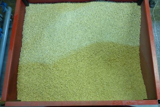 Бункер с пеллетами