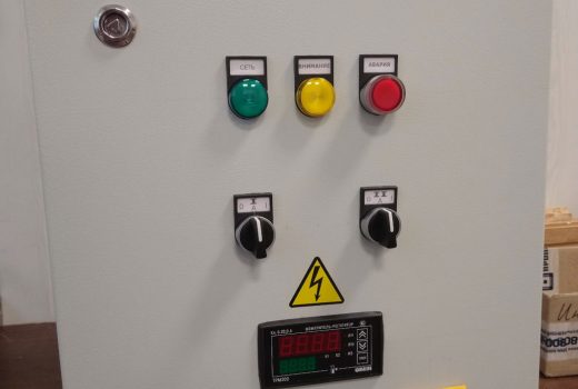 Щит управления внутри