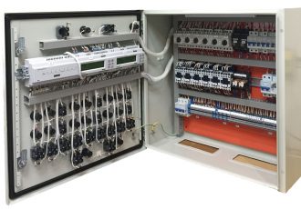 Компактный шкаф управления индивидуального теплового пункта для трех контуров